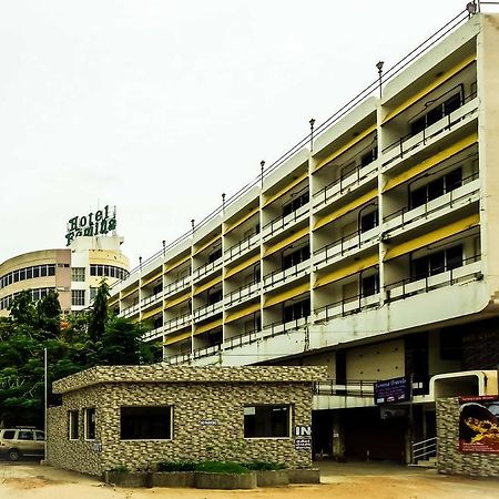 Femina Hotel Tiruchirappalli Esterno foto