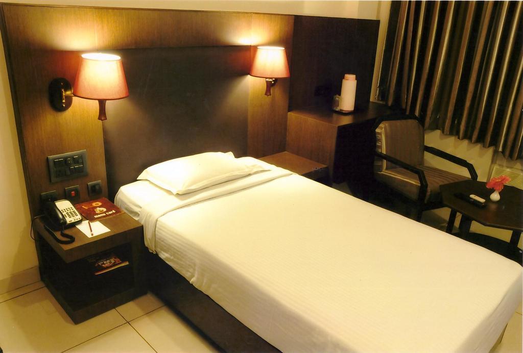 Femina Hotel Tiruchirappalli Camera foto