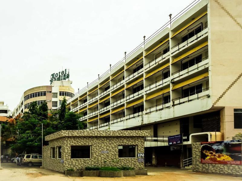 Femina Hotel Tiruchirappalli Esterno foto