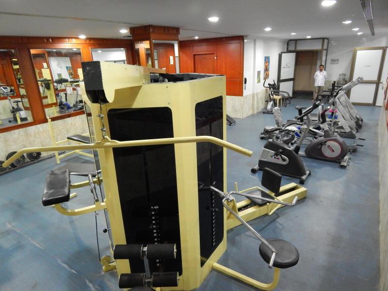 Femina Hotel Tiruchirappalli Esterno foto