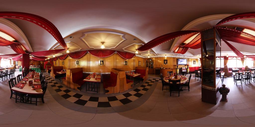 Femina Hotel Tiruchirappalli Esterno foto